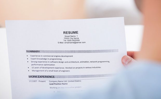 10 ways to create an impressive medical writer CV